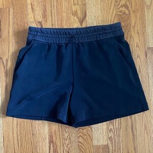 Lululemon Softstreme High Rise 4” Shorts Size 6